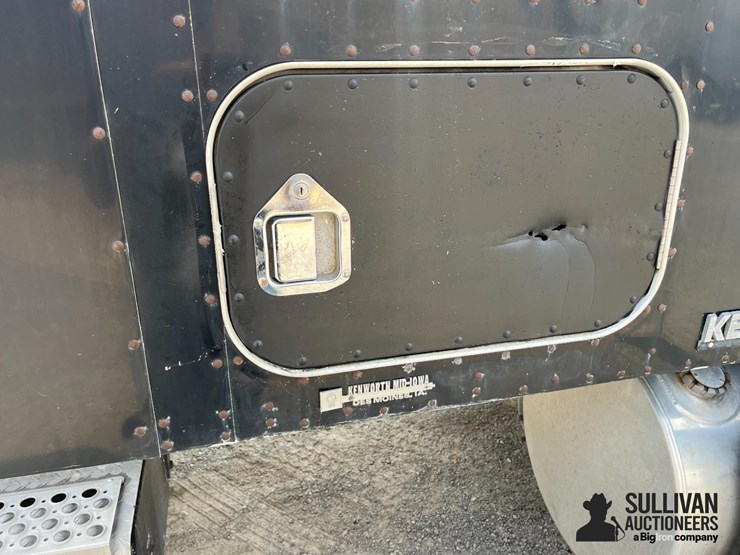 kenworth-t600-image-15