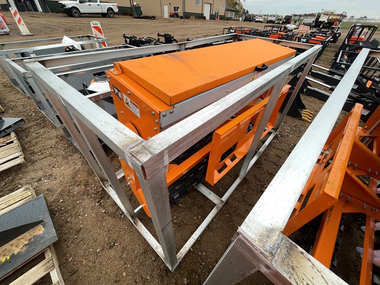 #2045-•-unused-2025-landhonor-no-till-seed-drill-attachment-image-1