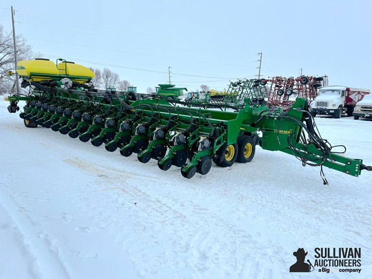 2014-john-deere-db90-image-8