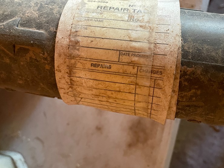 #3686-•-(2)-stihl-leaf-blowers-image-10