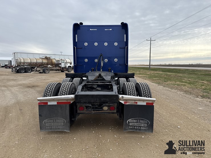 peterbilt-389-image-6