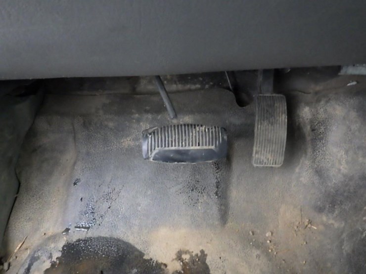 2006-ford-f550-image-26