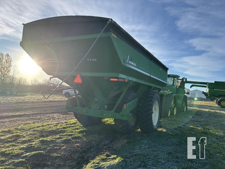 2010-parker-1348-image-10