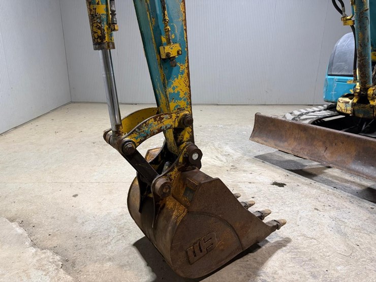 komatsu-pc50mr-image-9