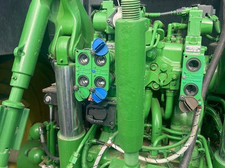 john-deere-6170r-image-9