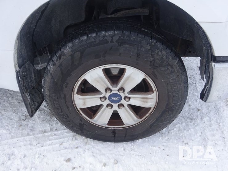 ford-f150-xlt-image-35