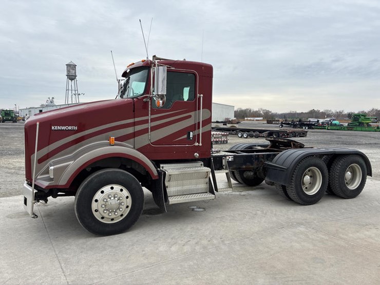 kenworth-t800-image-9