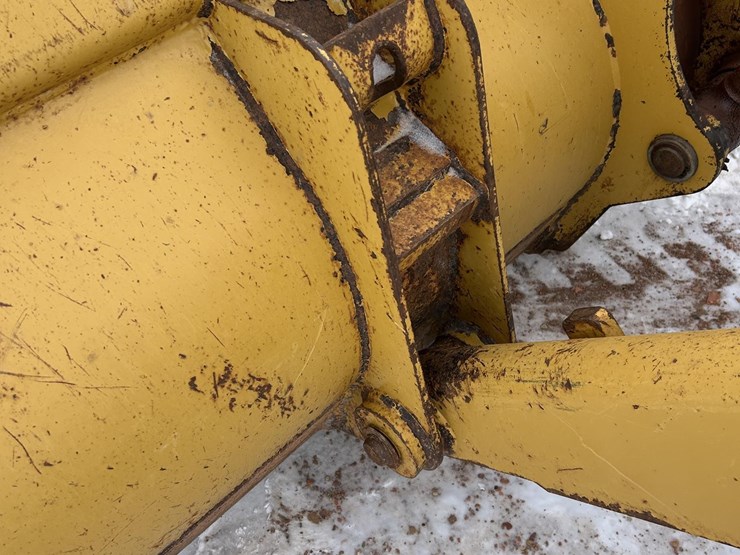 caterpillar-420e-image-17