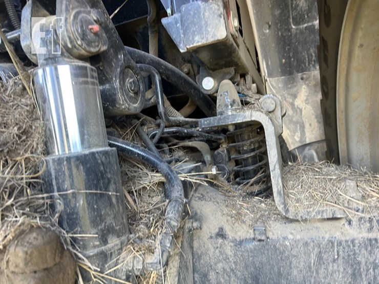 2022-case-ih-maxxum-150-image-36