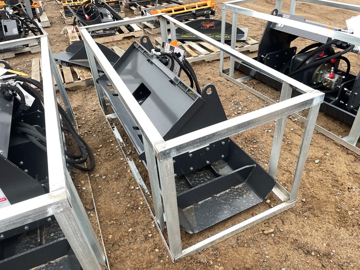 #2047-•-unused-2025-landhonor-vibratory-plate-compactor-image-4