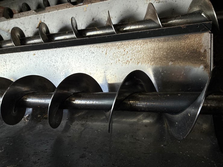 case-ih-6088-image-63