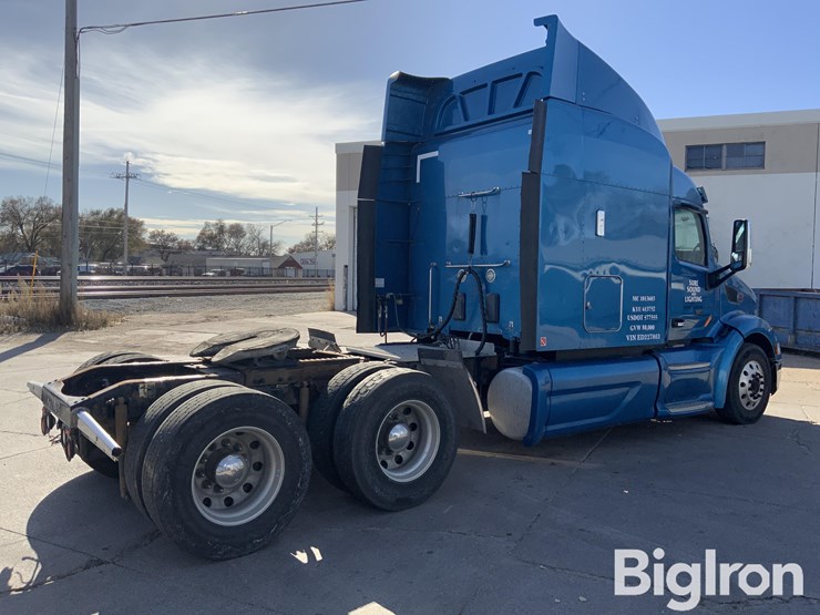 2014-peterbilt-579-image-5