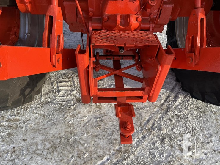 j-i-case-2290-image-36