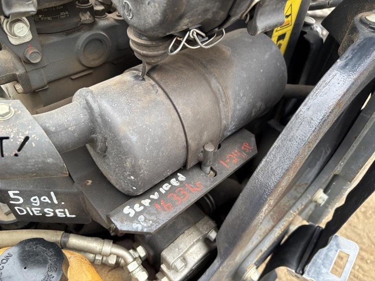 2015-kubota-k008-3-image-39