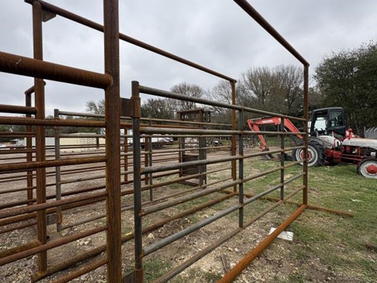 #39-•-24'-bow-gate-w/-panel-image-4