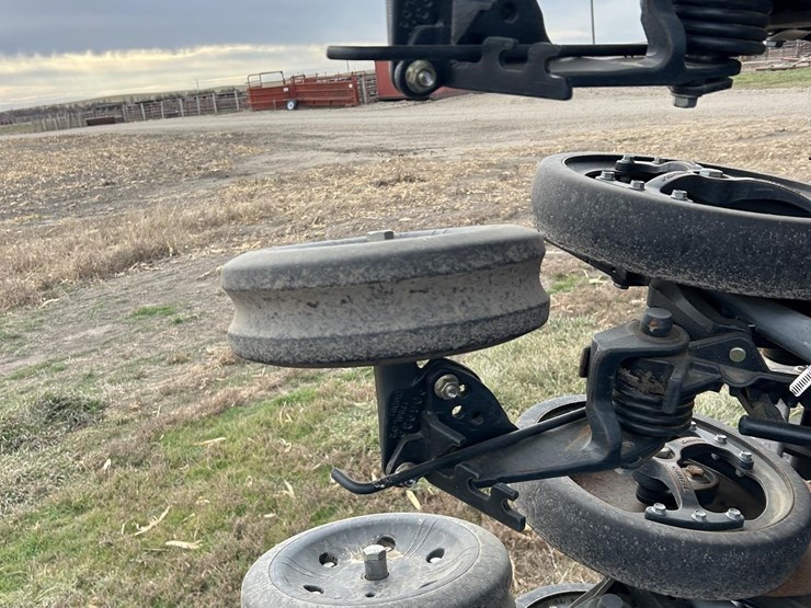 new-holland-p2080-image-139