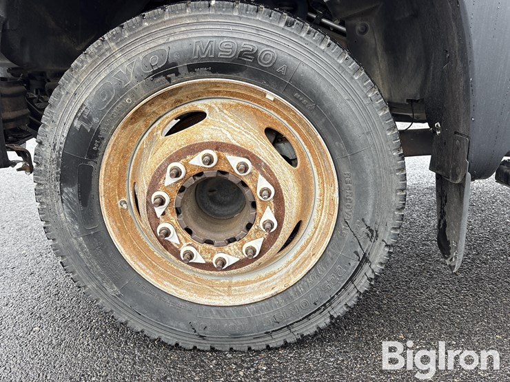 ford-f550-xl-image-19