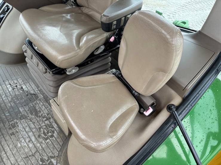 john-deere-8370r-image-69