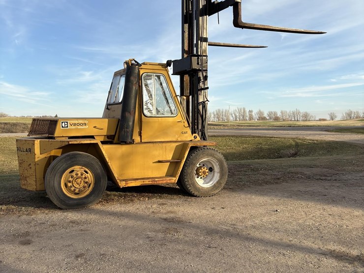 caterpillar-v200b-image-3