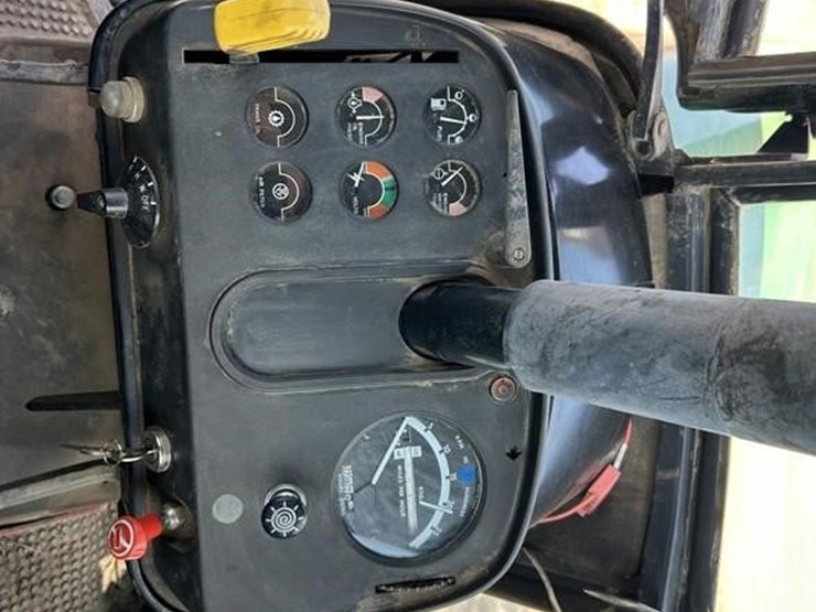 1977-john-deere-8630-image-36