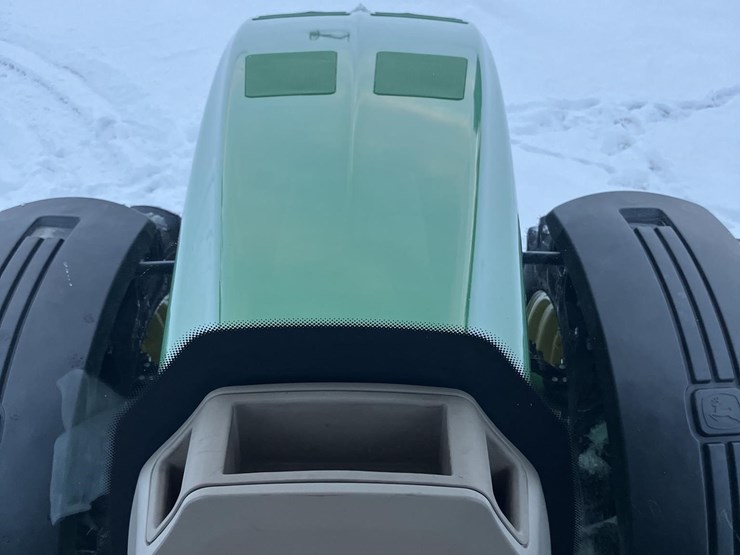 2010-john-deere-8295r-image-14