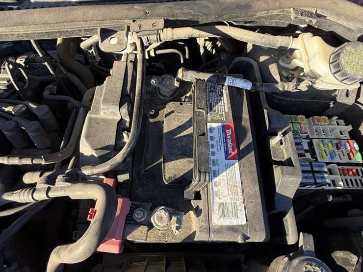 #31-•-2014-ford-fiesta-se-image-17