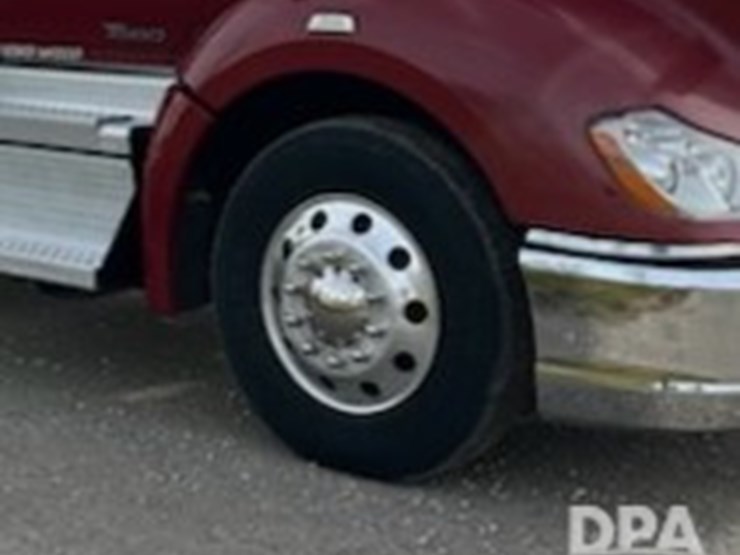 2018-kenworth-t680-image-21