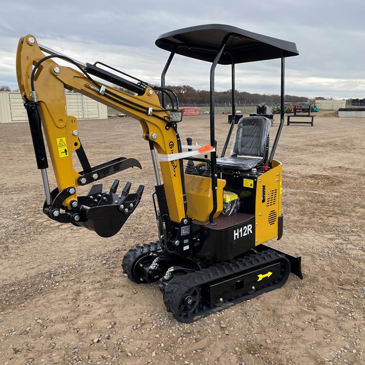 #9231 • 2025 Unused CFG Mini Excavator