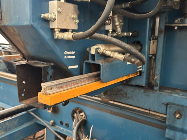 #166-•-2012-baker-dominator-stationary-bandmill-image-20