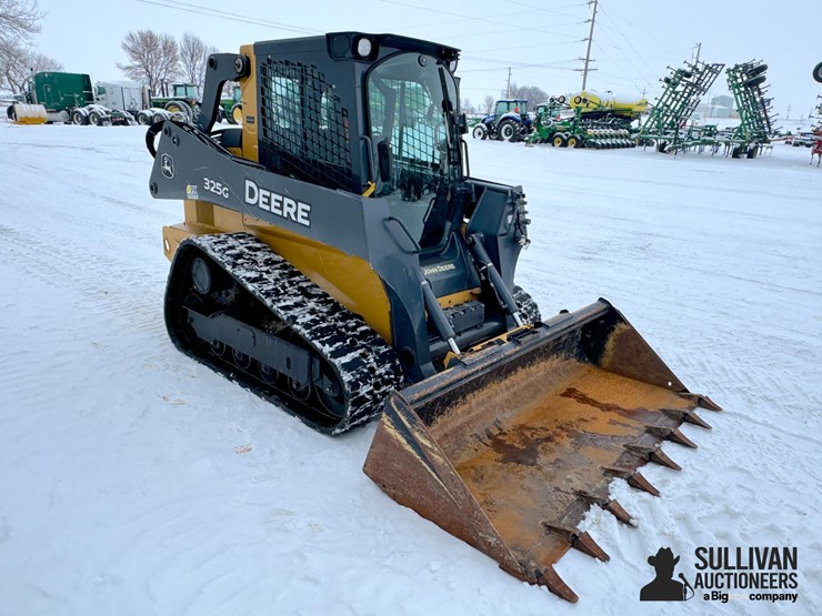 2018-deere-325g-image-3
