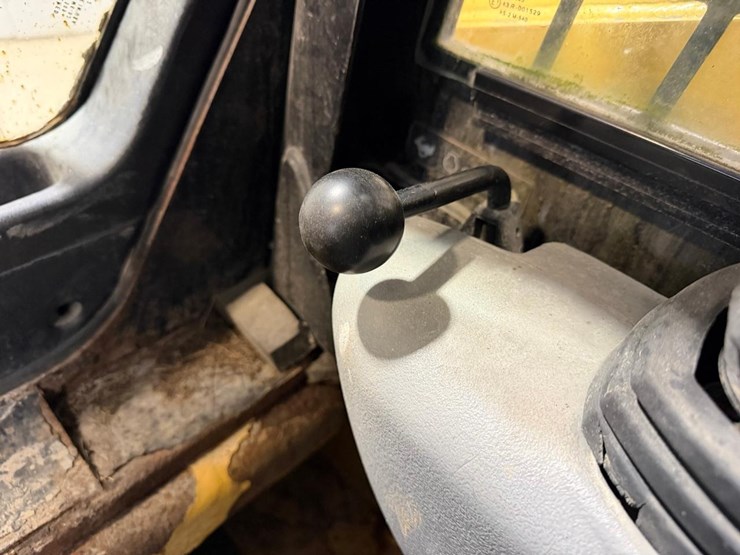 caterpillar-226b3-image-24