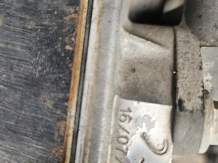 load-lifter-laborer-8000-image-9