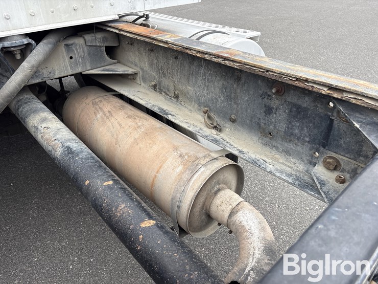 kenworth-t300-image-12