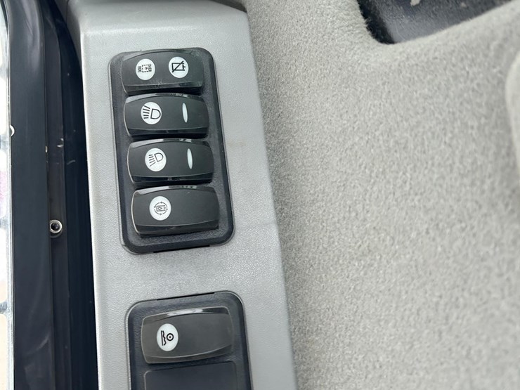 caterpillar-289d-image-43