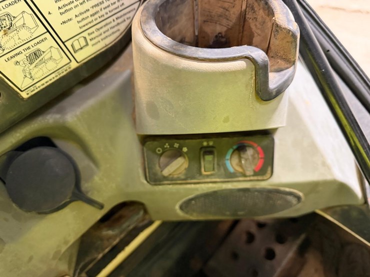 bobcat-t650-image-24