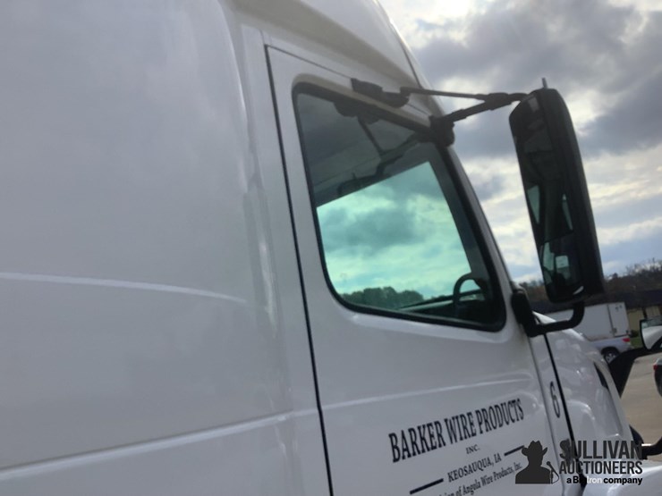 2015-volvo-vnl-t/a-truck-tractor-image-10