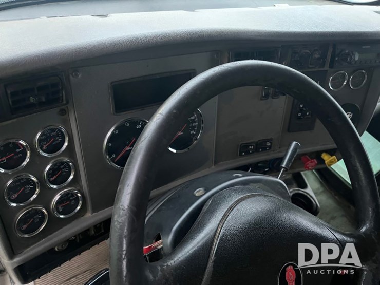 kenworth-t370-image-16