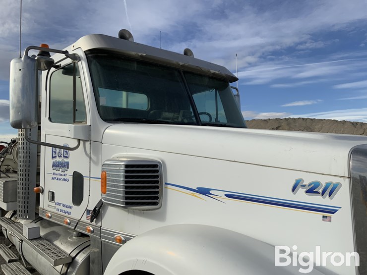 freightliner-coronado-132-image-17