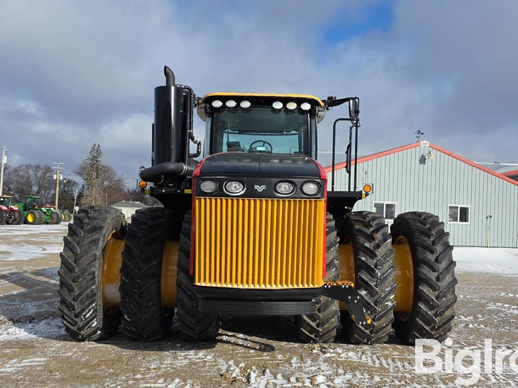 2023-versatile-430-4wd-tractor-image-2