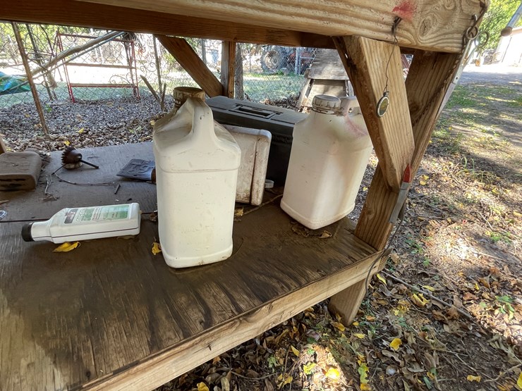 #3707-•-misc-tools,-hardware,-bauer-bench-grinder,-4-drawer-metal-toolbox-and-table-image-19