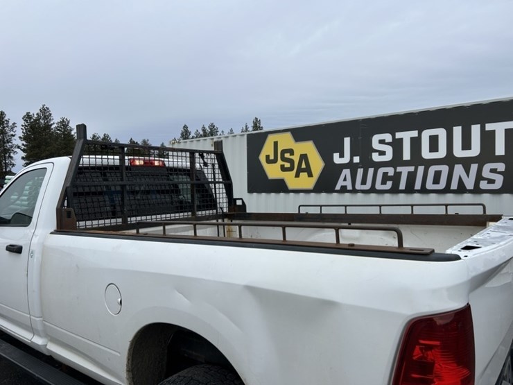 2018-dodge-2500-image-24