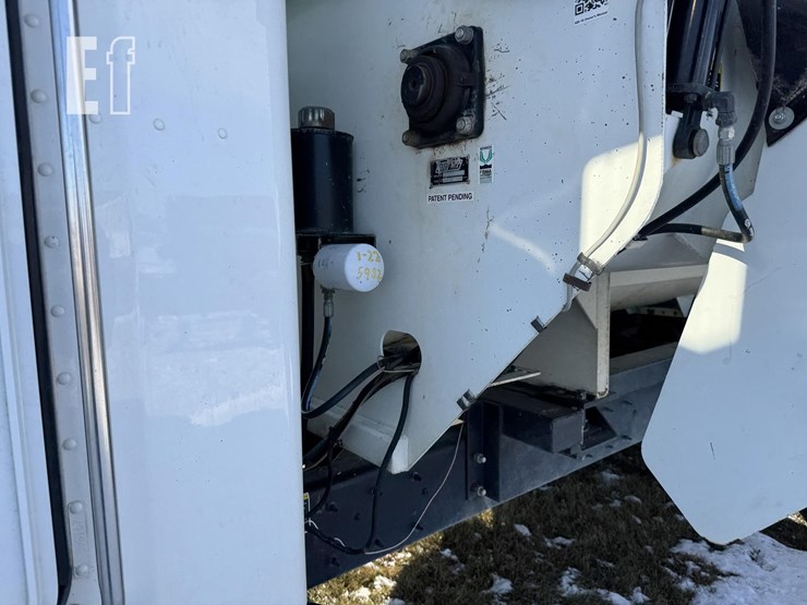 2014-kenworth-t370-image-55