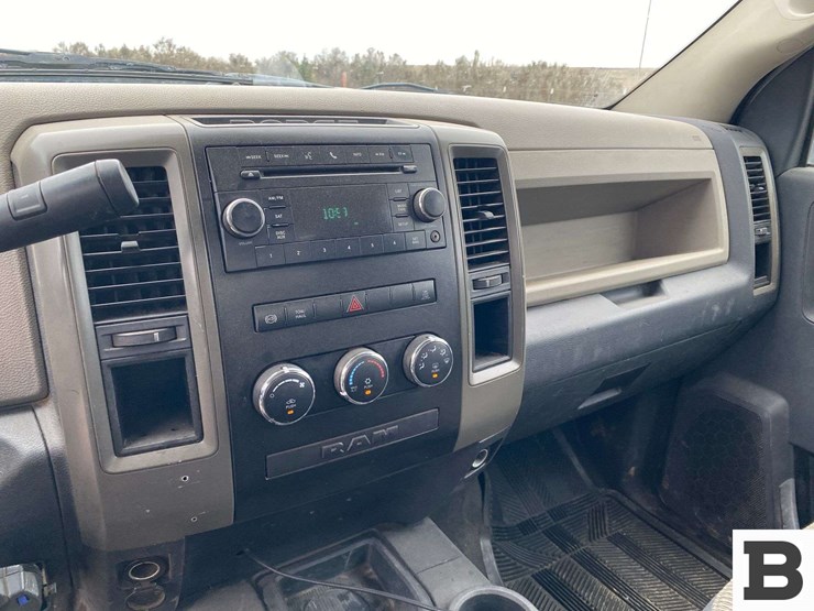 2010-dodge-2500-image-41