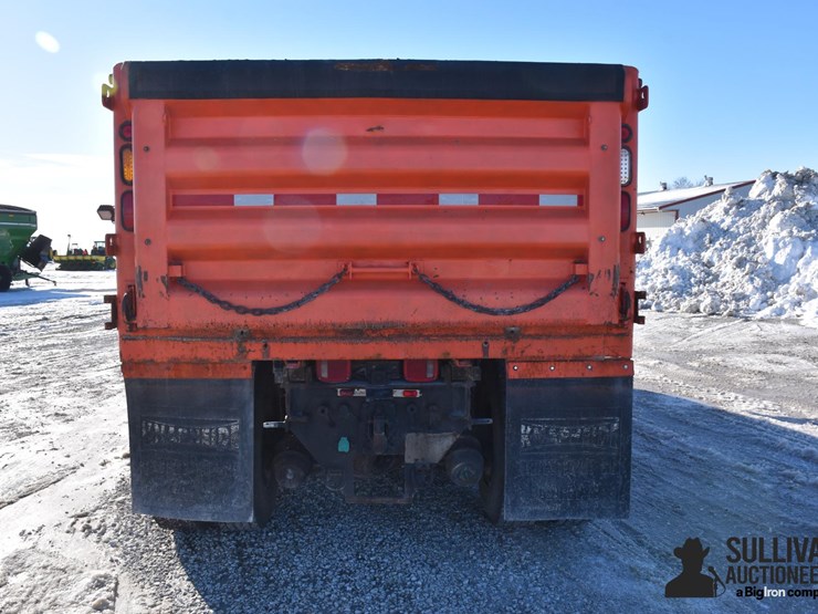 2009-international-7400-image-6