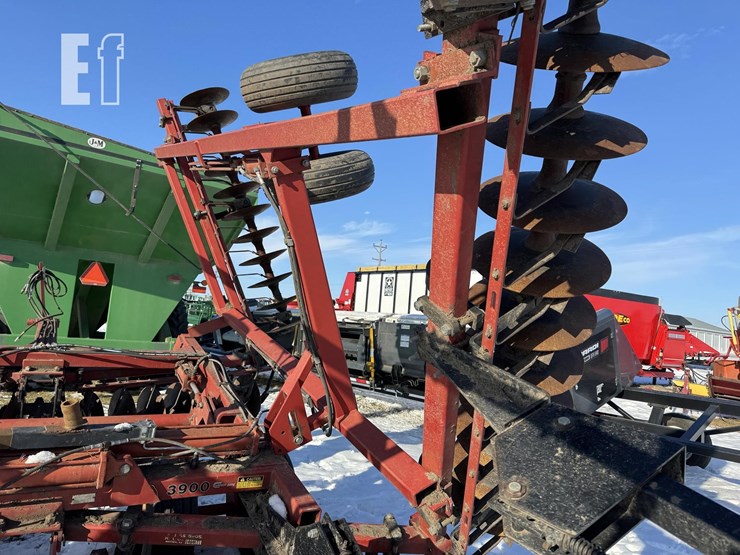 case-ih-3900-image-24