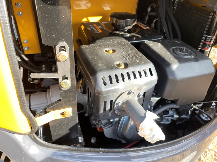 #9206-•-2025-unused-cfg-mini-excavator-image-16