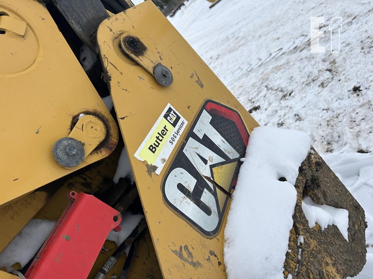 2021-caterpillar-259d3-image-12