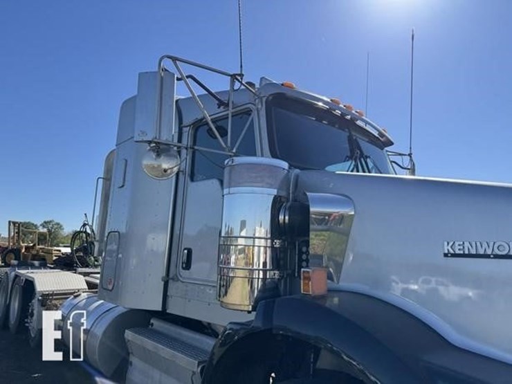 2008-kenworth-t800-image-50