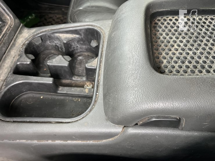 chevrolet-silverado-2500hd-image-34