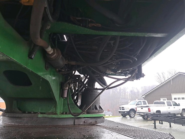 2010-deere-437c-image-24